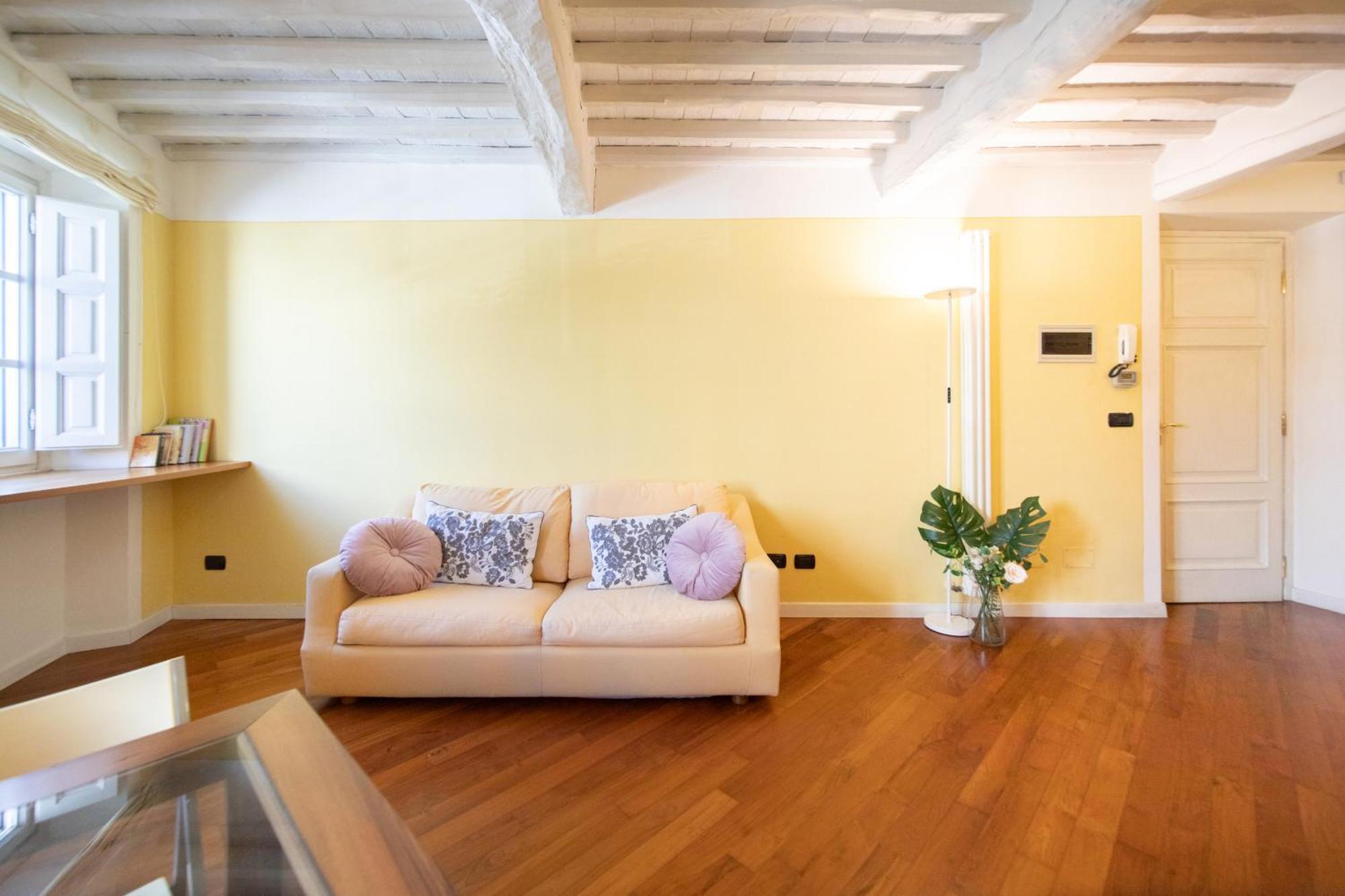 A Casa Di Irene Lucca